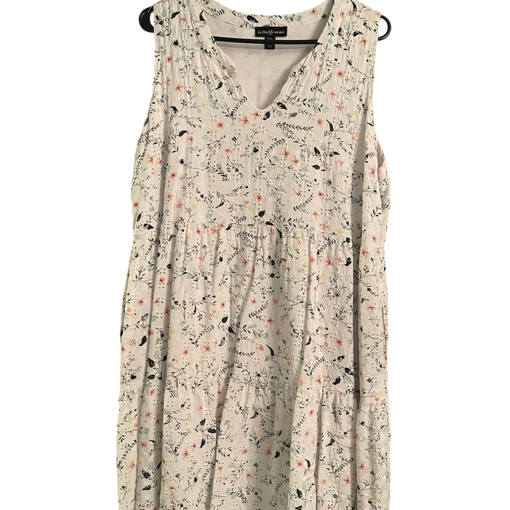 Floral Sleeveless V-Neck Dress